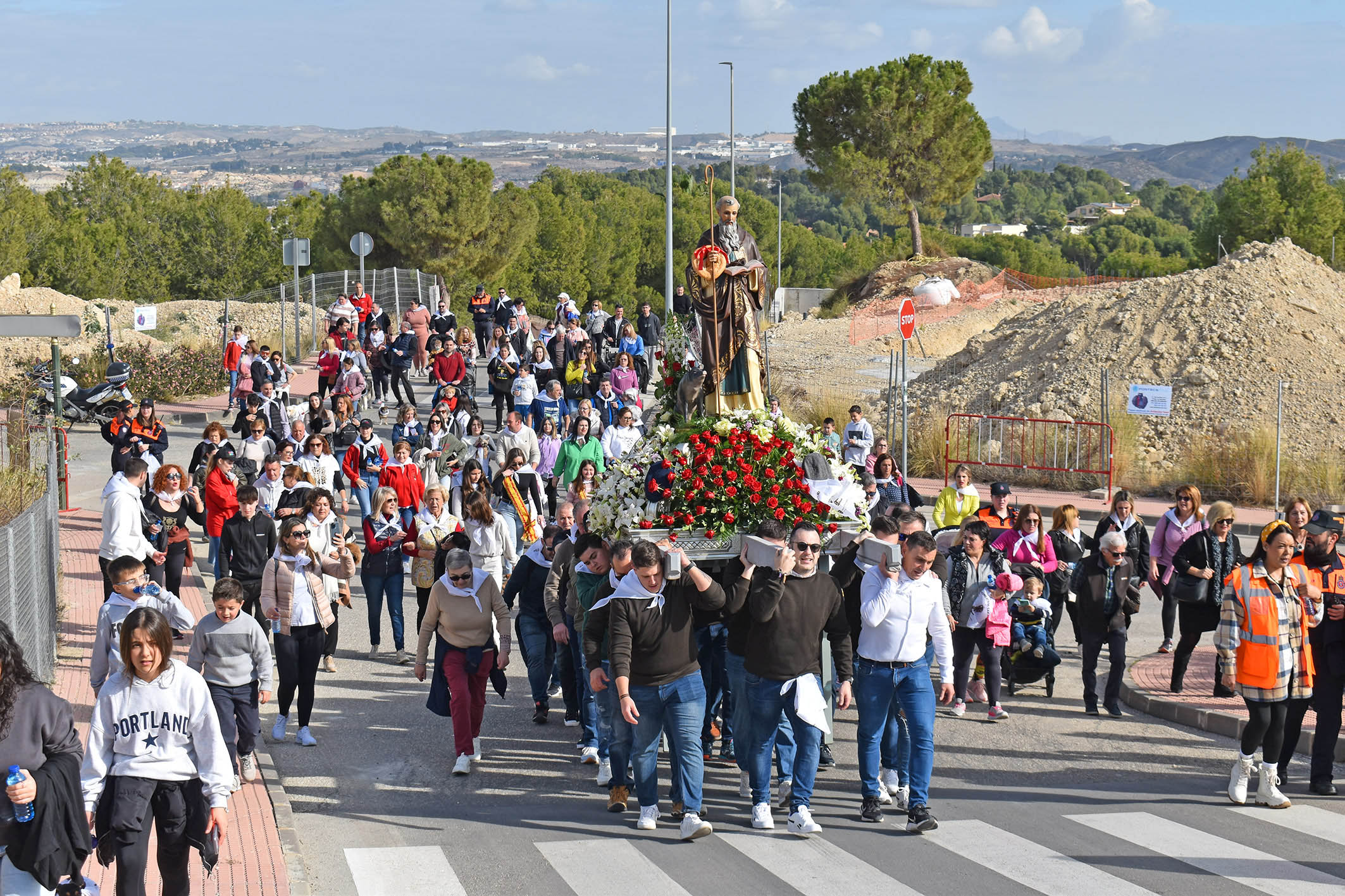 San Antón recupera el cariño de Las Torres de Cotillas con su tradicional fiesta vecinal