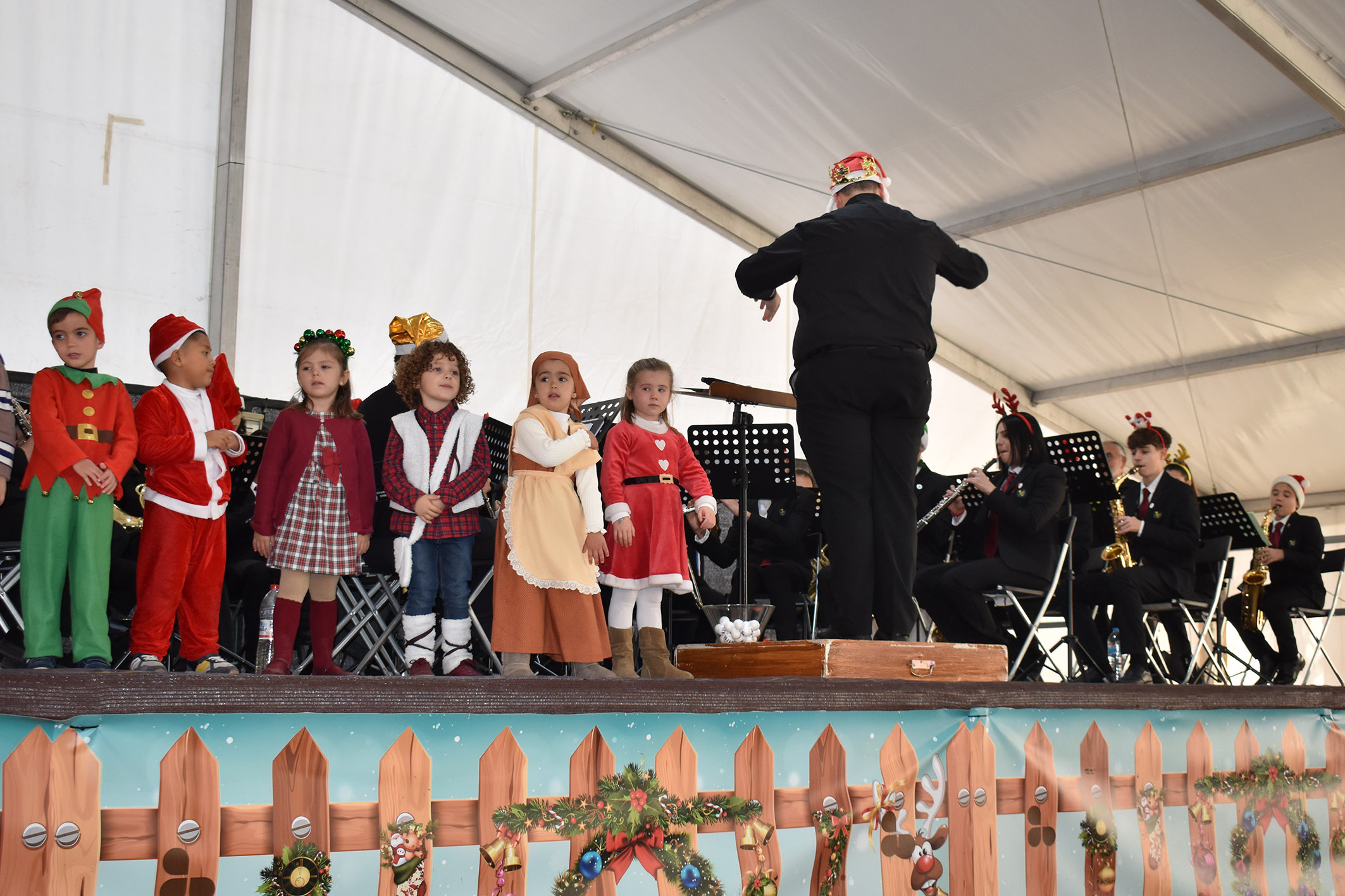 La banda de la asociación Amigos de la Música su tradicional y popular concierto de Navidad