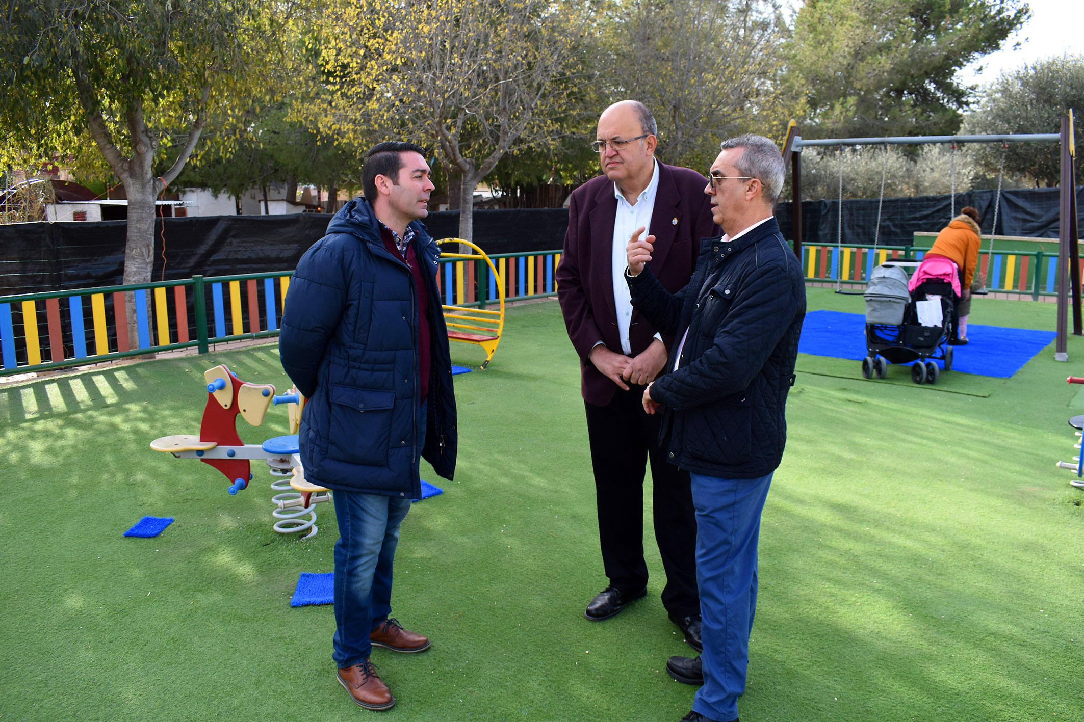 El Ayuntamiento de Las Torres de Cotillas acomete un plan de adecuación de las zonas de juego infantil de los parques públicos