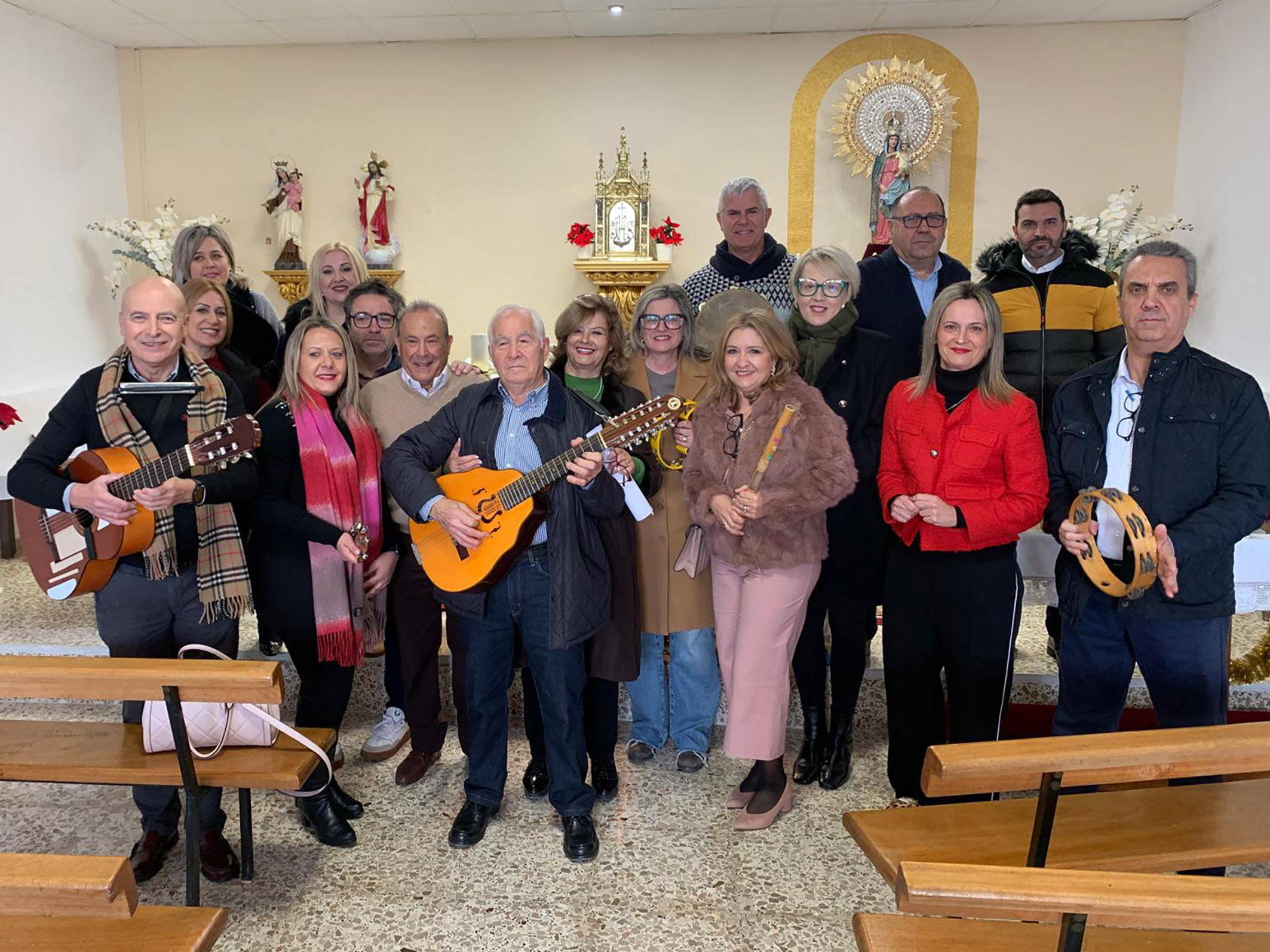 El coro de La Florida canta la misa de Navidad de su barrio