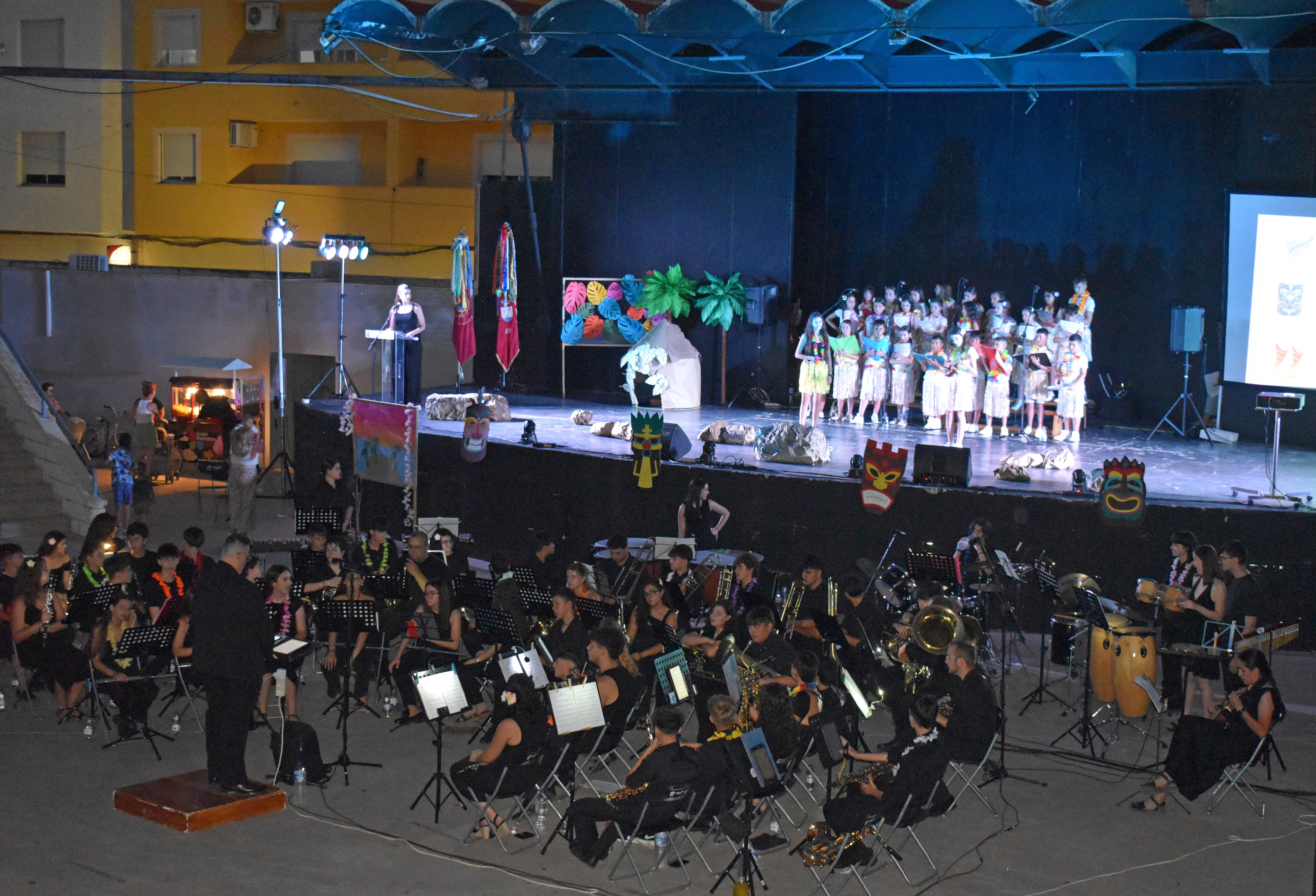 Una noche mágica con la asociación Amigos de la Música y su musical “El Canto de Pele”, obra de una de sus integrantes