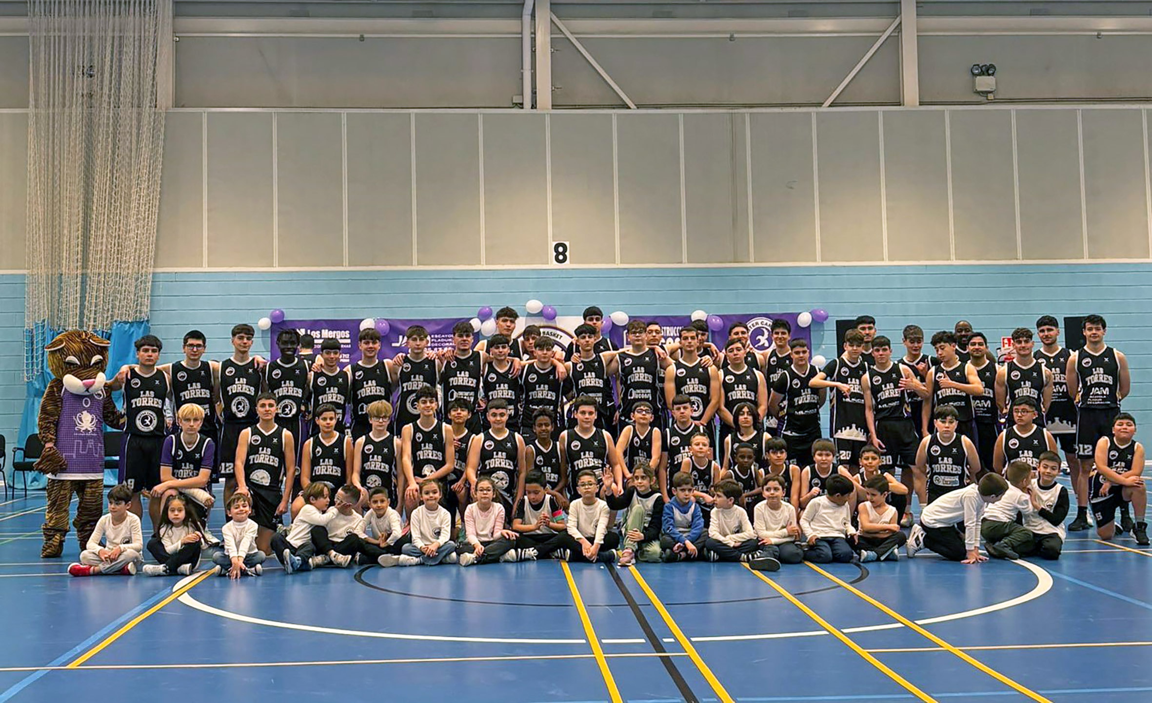 El club Basket Las Torres sigue creciendo y reúne ya a cerca de un centenar de jugadores 