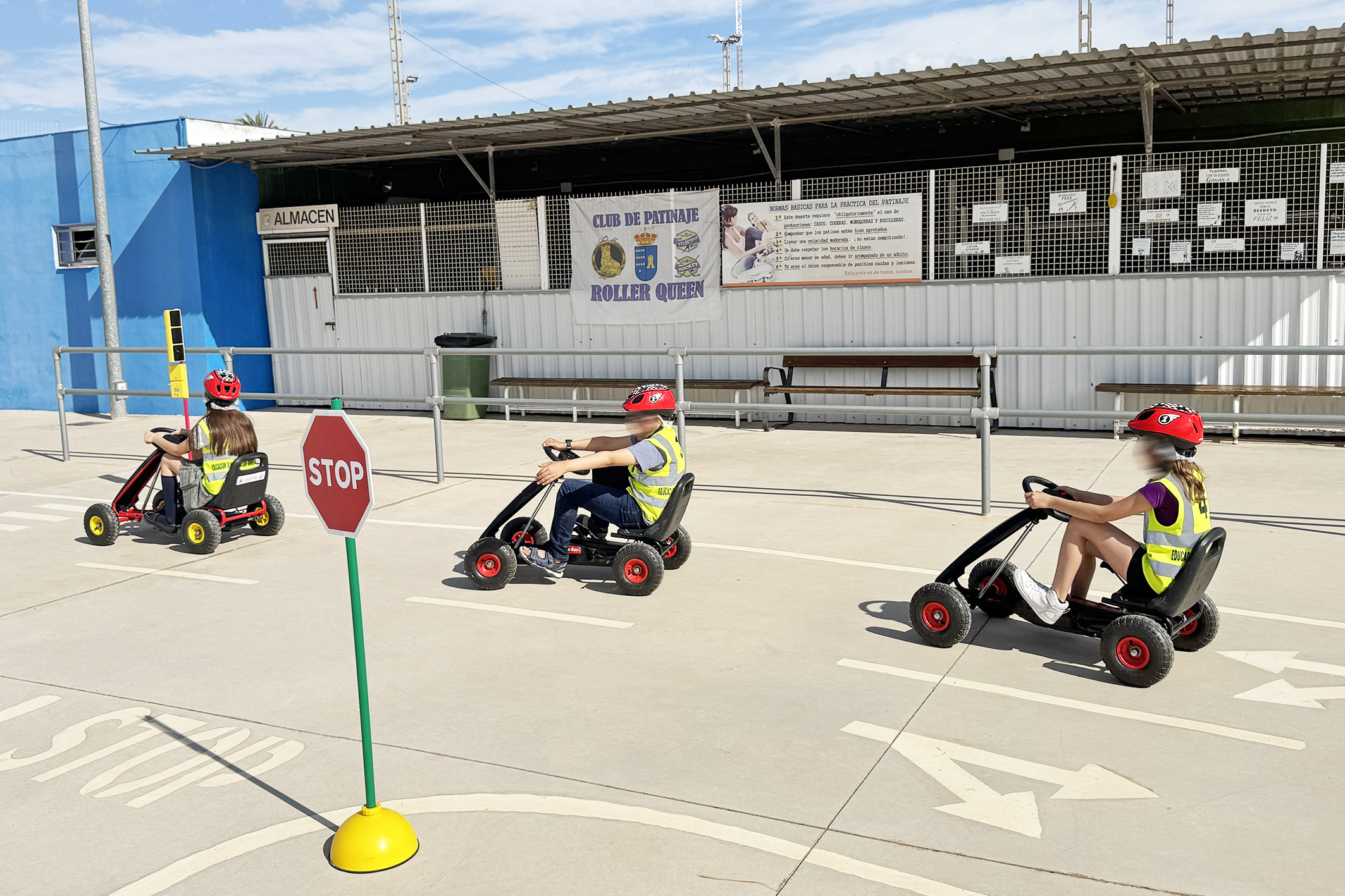 1.200 escolares de Infantil a Secundaria de 11 centros locales aprenden seguridad vial