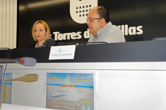 El Área Comercial Las Torres vuelve a regalar 2.000 euros en regalos en su campaña de verano