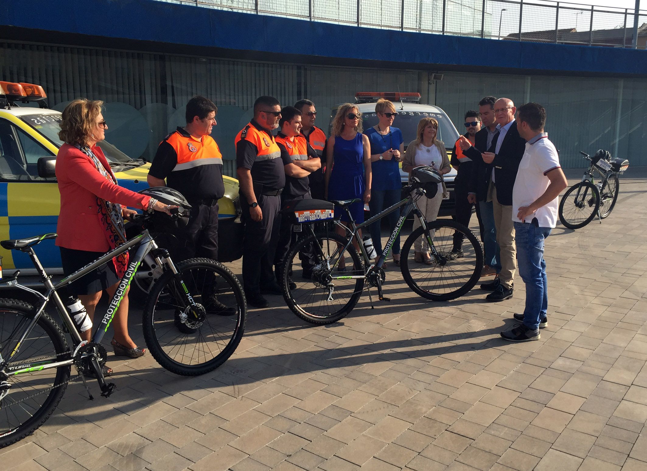 El Ayuntamiento torreño dota a Protecció Civil con cuatro bicicletas para su servicio3