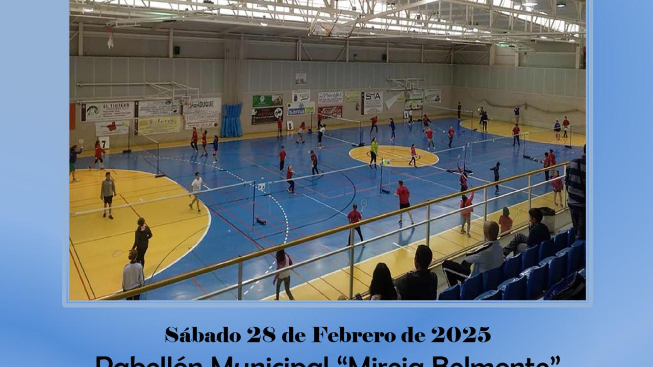 El pabellón Mireia Belmonte acoge el máster territorial de bádminton en categorías base y sénior
