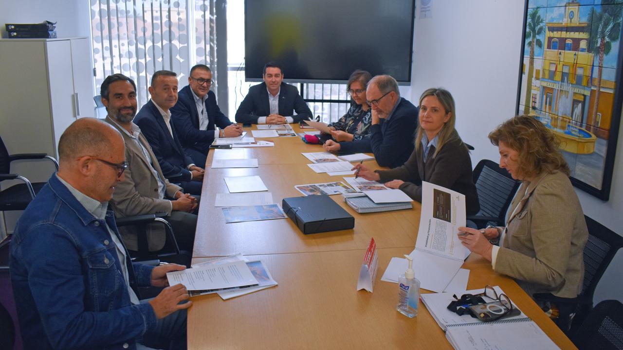 El alcalde Noguera impulsa de la mano de dos empresas locales una residencia de mayores con una inversión de 21 millones y 180 plazas