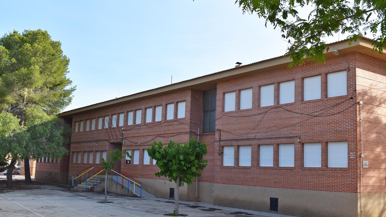 “Las Torres NEB” invertirá 800.000 euros para mejorar y ampliar el antiguo colegio San José, que acogerá Protección Civil