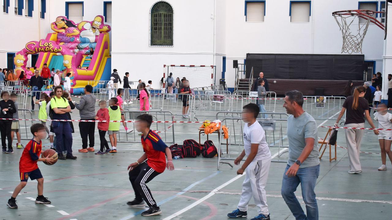 La “II Active Night” del Divino Maestro vuelve a llenar de deporte y solidaridad el colegio