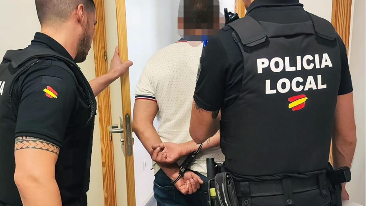 La Policía Local detiene a un hombre por un presunto delito de amenazas graves