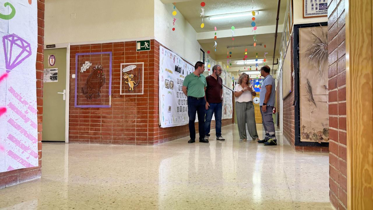 El Ayuntamiento torreño pone a punto los colegios públicos para el inicio del nuevo curso