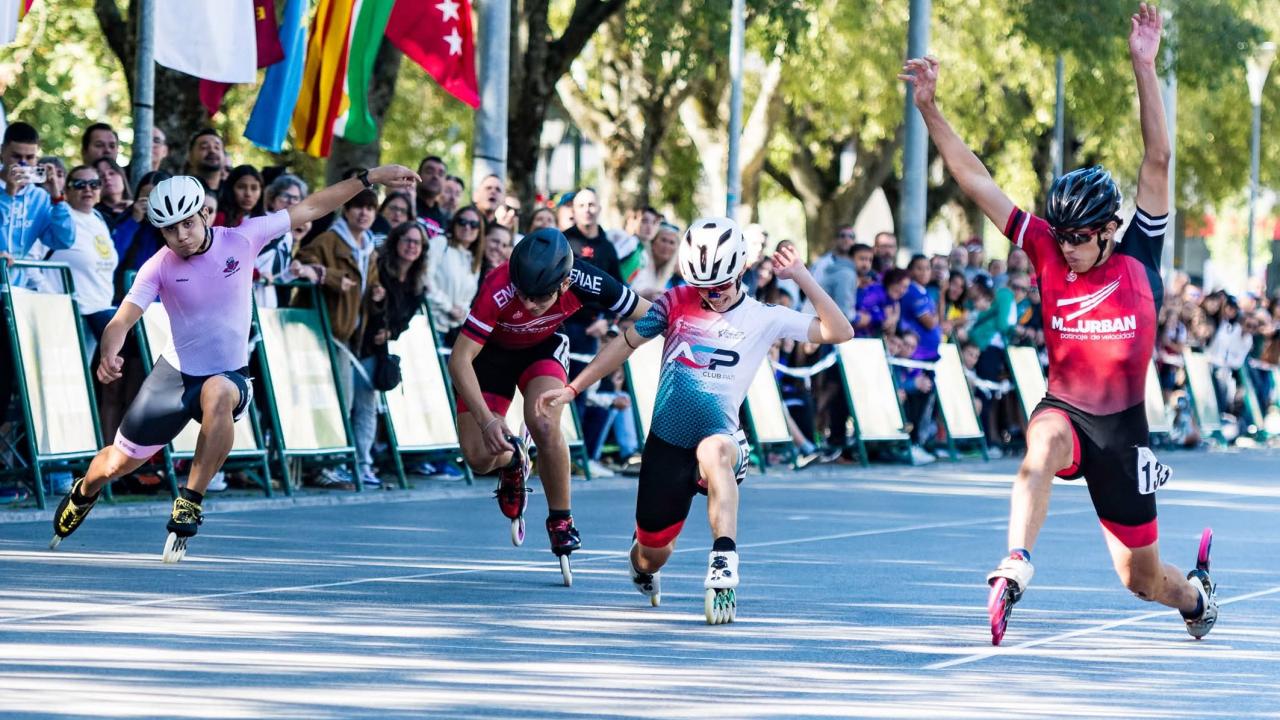 Pablo González se proclama bicampeón juvenil de España de patinaje de velocidad en circuito
