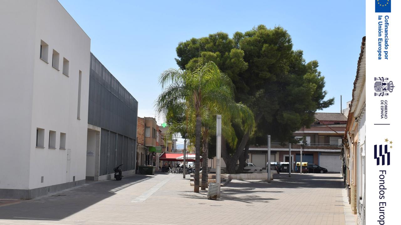 “Las Torres NEB” impulsa la mejora de la plaza Tirso de Molina con una inversión de 100.000 euros
