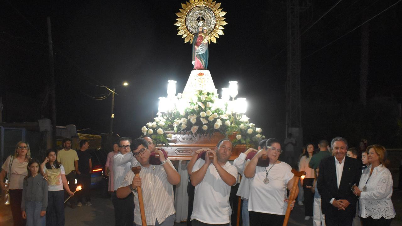 La Florida despide sus fiestas patronales con una emotiva procesión en honor a la Virgen del Pilar