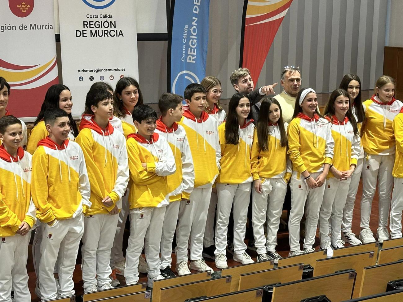 La nadadora torreña Carmen Costa, al campeonato de España alevín