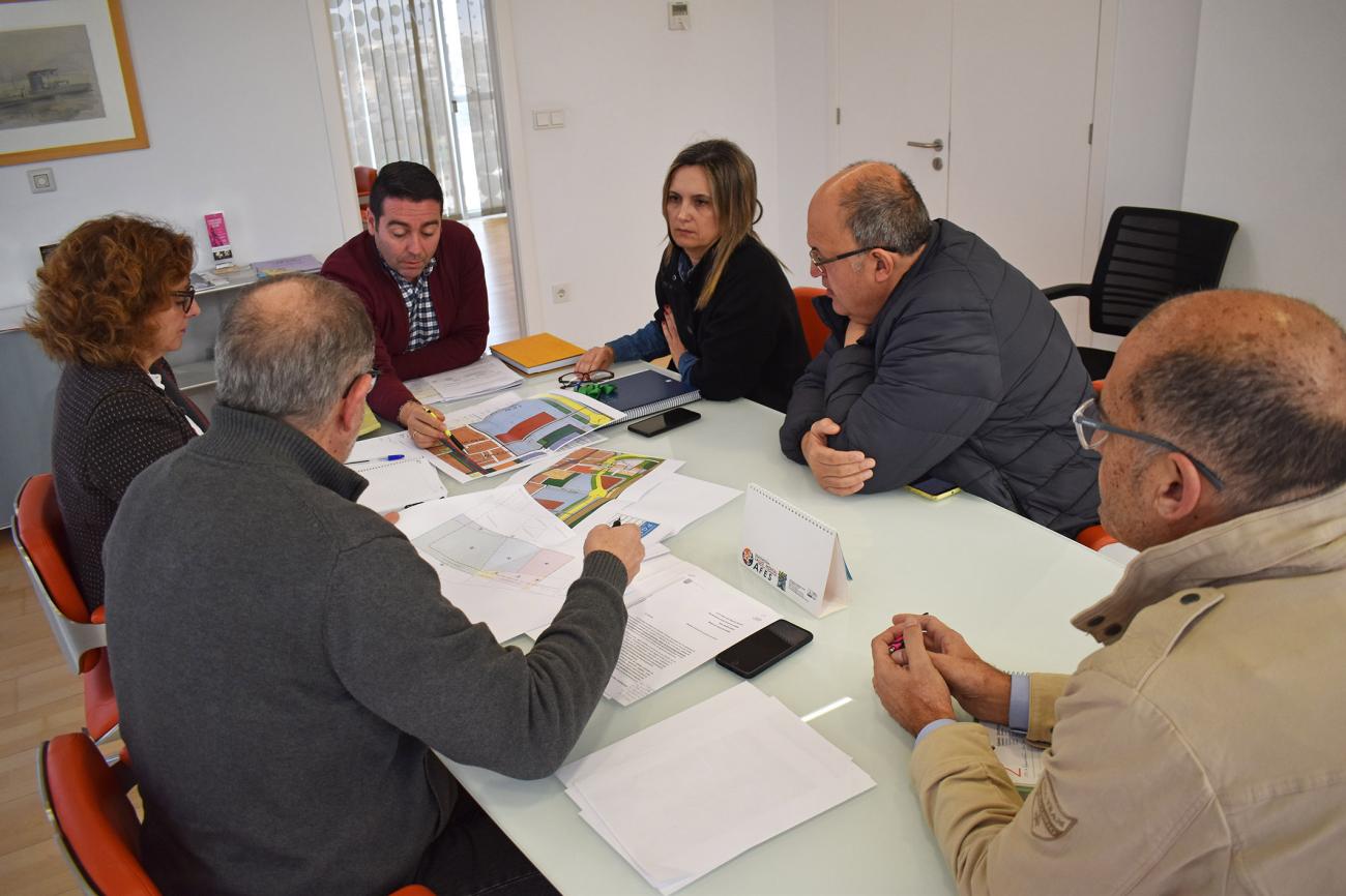 El Ayuntamiento trabaja en la urbanización del entorno del nuevo centro de salud