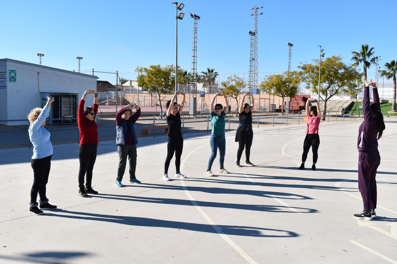 Gran mañana de “deporte dominical” en el polideportivo municipal para comenzar febrero