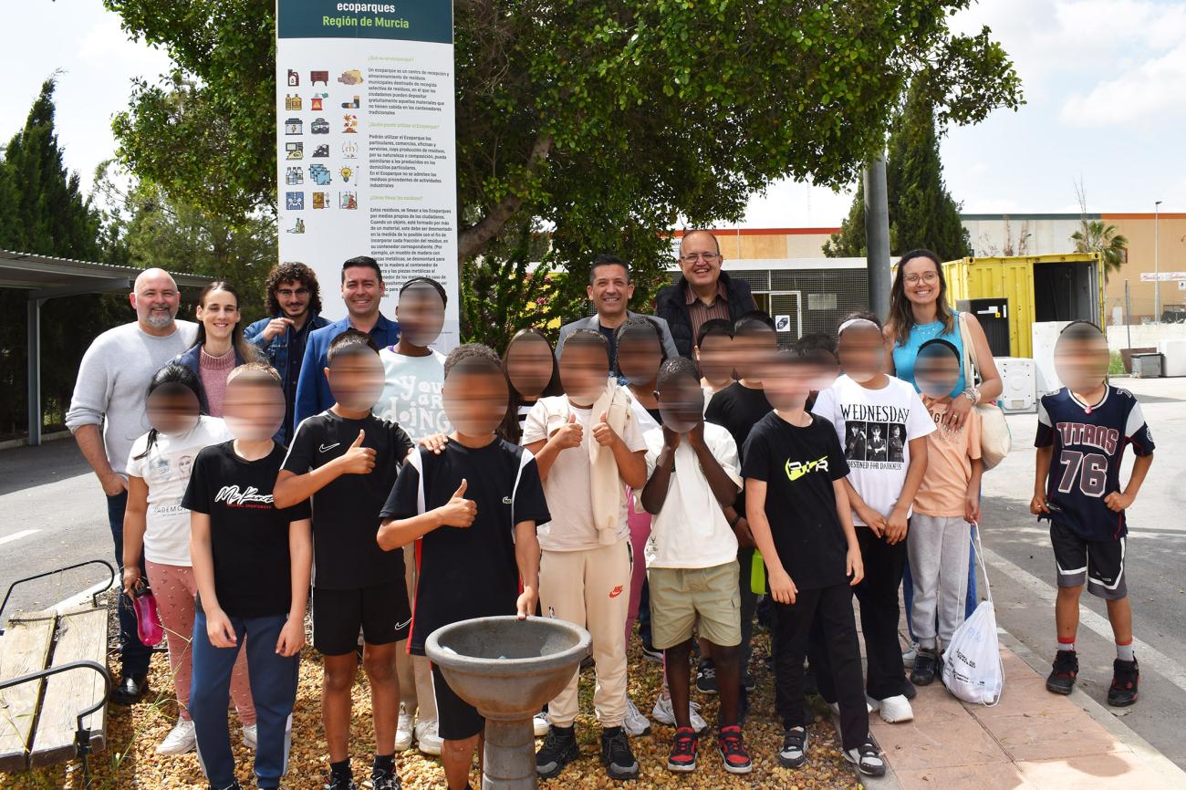 El Ecoparque abre sus puertas a unos 450 escolares en la campaña “Ecosostenibles”