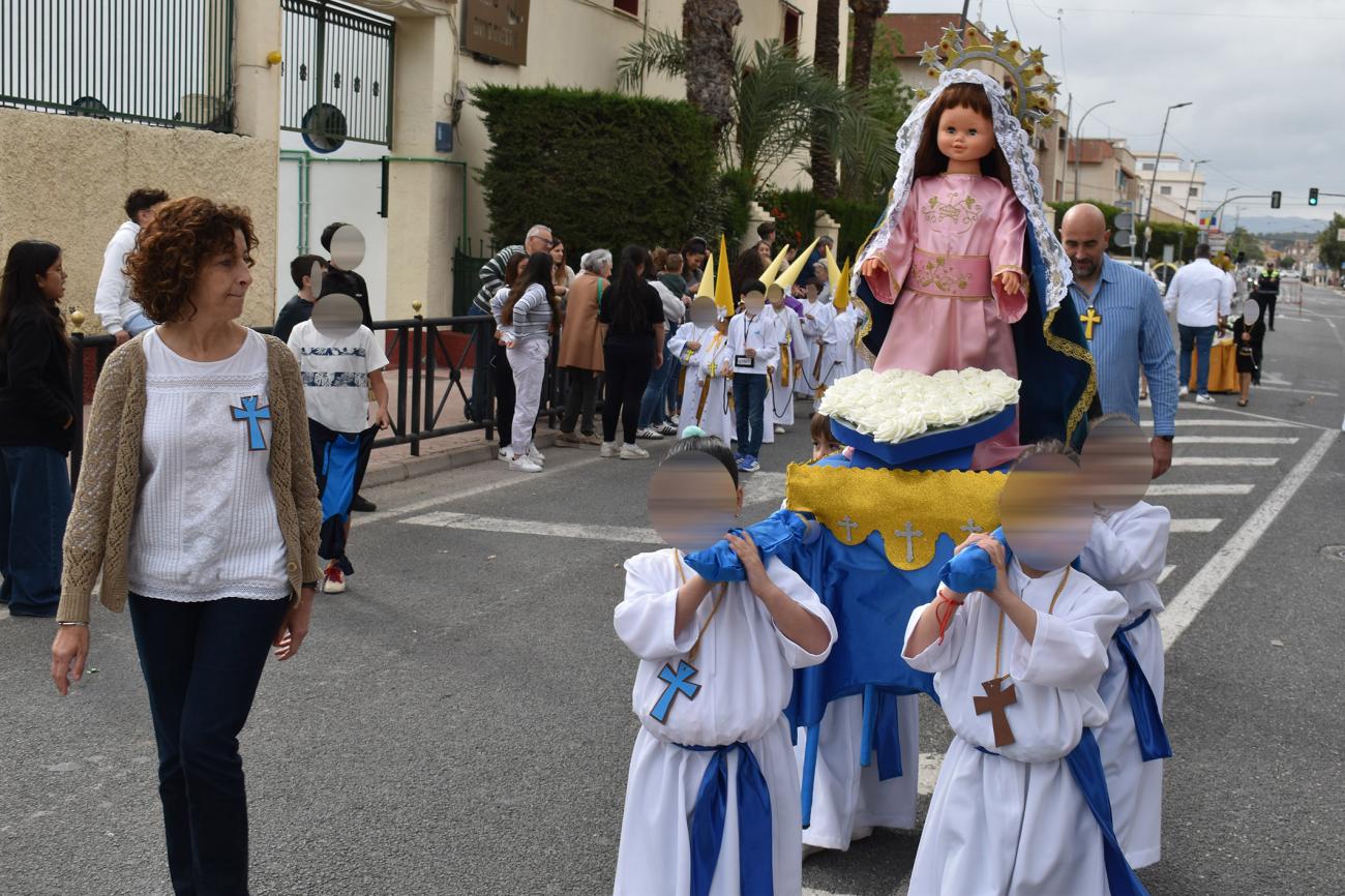 El colegio Divino Maestro y su procesión de Los Pasitos cumplen con su tradicional cita con la Semana Santa