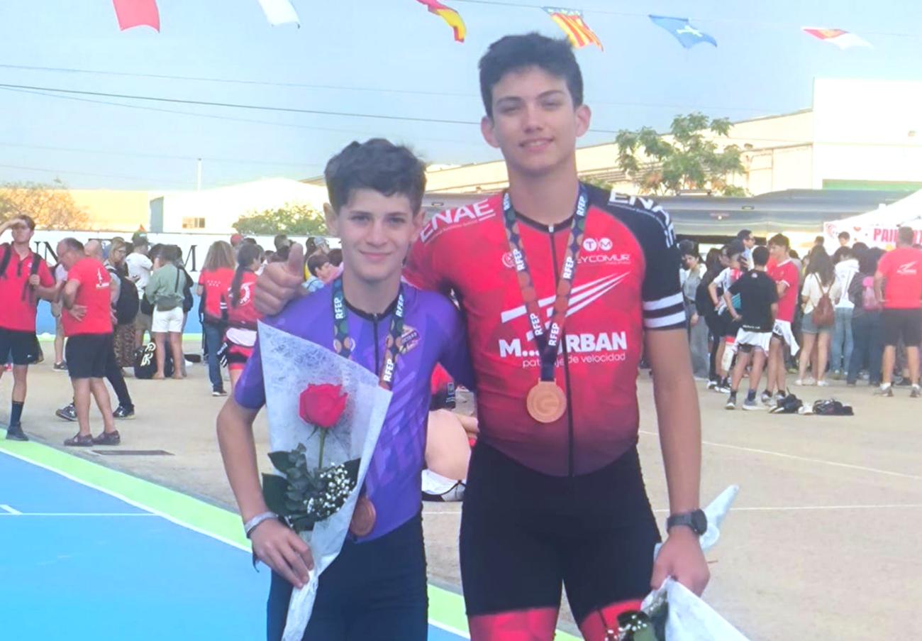 Los torreños Pablo González e Ismael Palazón hacen historia y son bronce en el campeonato de España de patinaje en pista