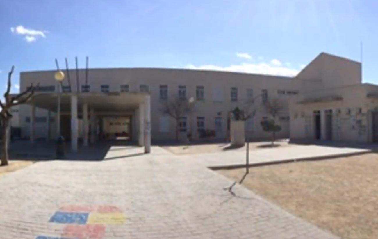 El Ayuntamiento torreño reclamará a la Consejería de Educación la climatización del colegio Joaquín Cantero