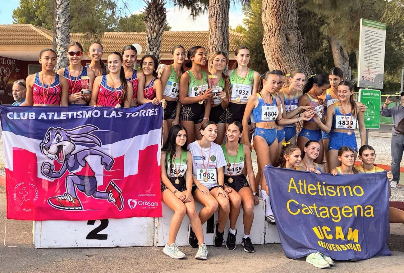 La escuela del Atletismo Las Torres brilla en los campeonatos regionales con un oro y una plata