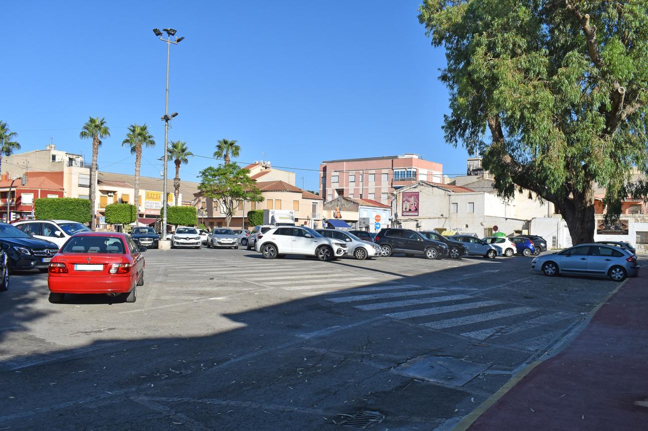 Las obras de mejora de accesibilidad y ordenación del tráfico en la explanada Maestro Ángel Palazón, listas para comenzar