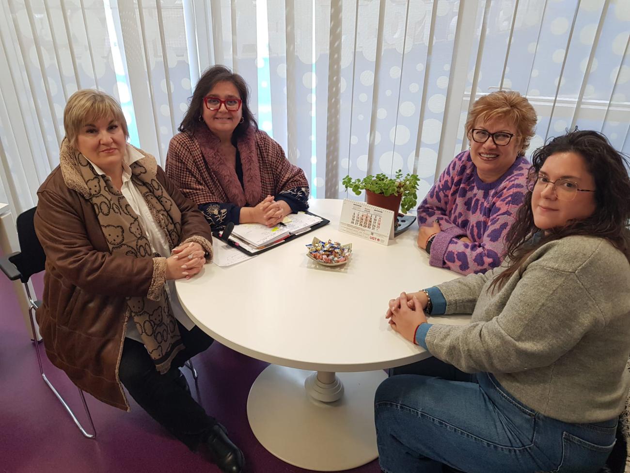 La asociación de mujeres Isabel González renueva su directiva, con Mercedes Abad a la cabeza