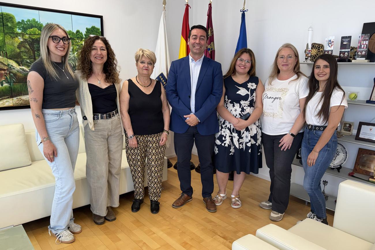 El Ayuntamiento y CEOM siguen impulsando la formación e inclusión laboral de personas con discapacidad intelectual