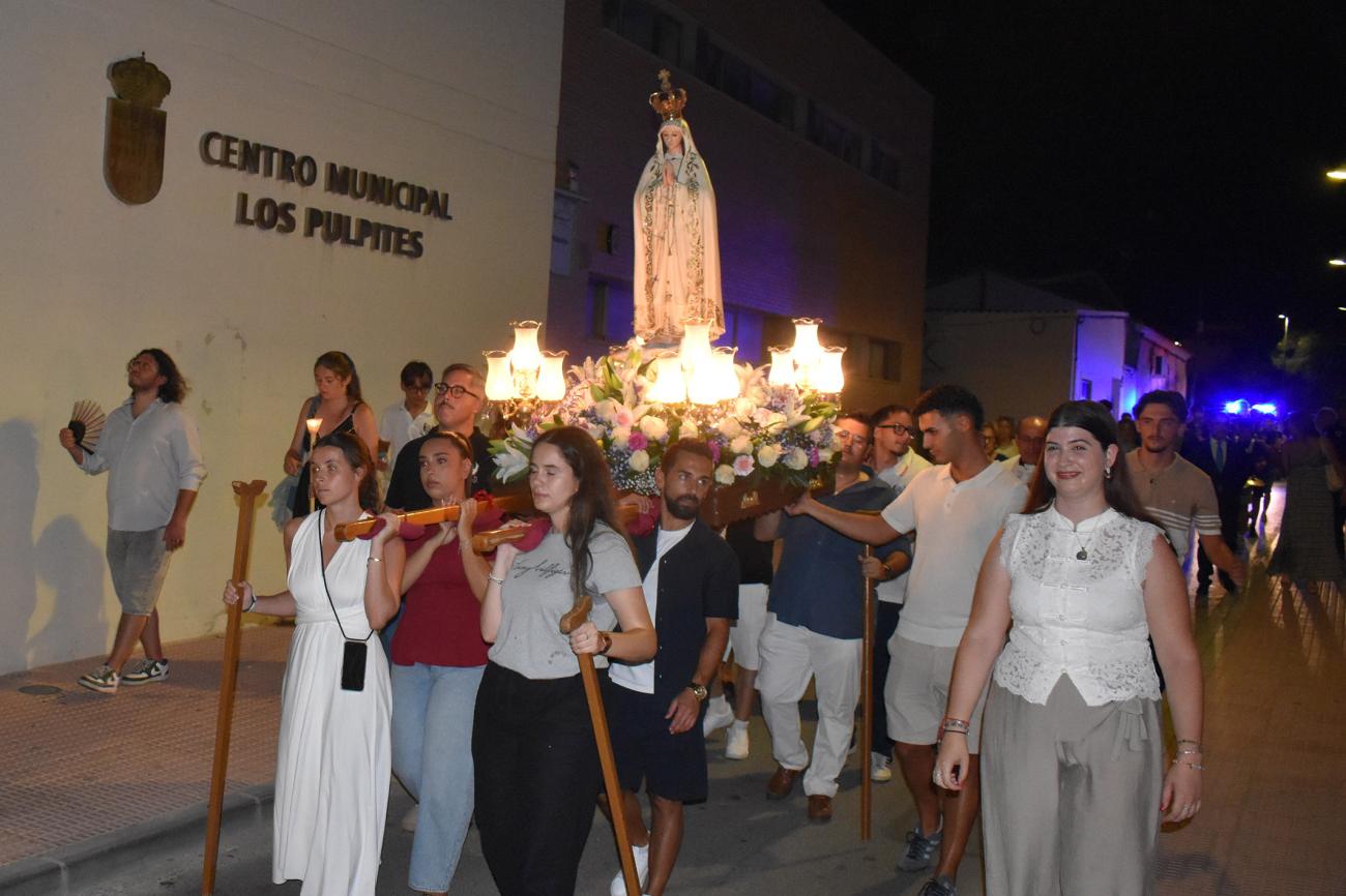 La procesión en honor a Nuestra Señora de Fátima cierra las fiestas 2026 de Los Pulpites